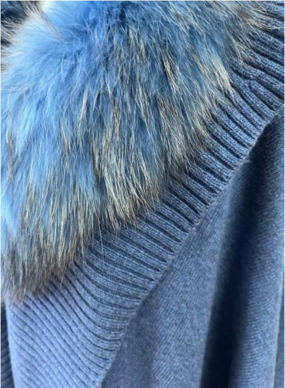Shawl, Fox Fur Trimmed Cashmere Blend - Linda Richards - Style KN103