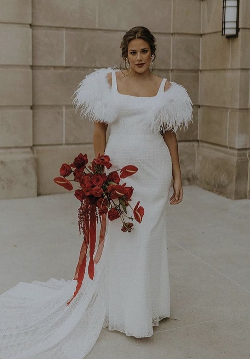 Linda Richards Ostrich Feather Cape FT33