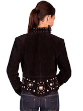 Beautiful-Woman-Wearing-a-Black-Leather-Concho-Jacket-by-Scully-L191