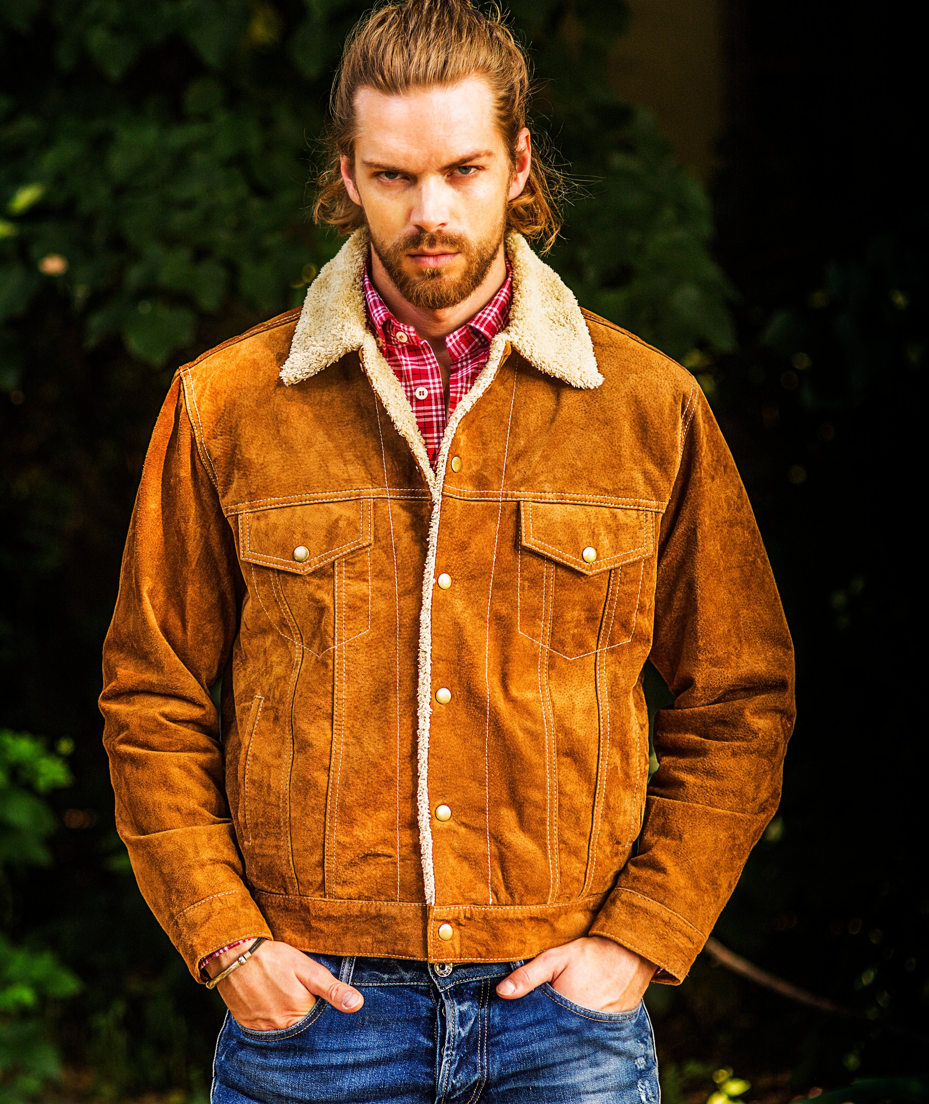 Man-Wearing-Suede-Leather-Shearling-Jacket-by-Scully-113