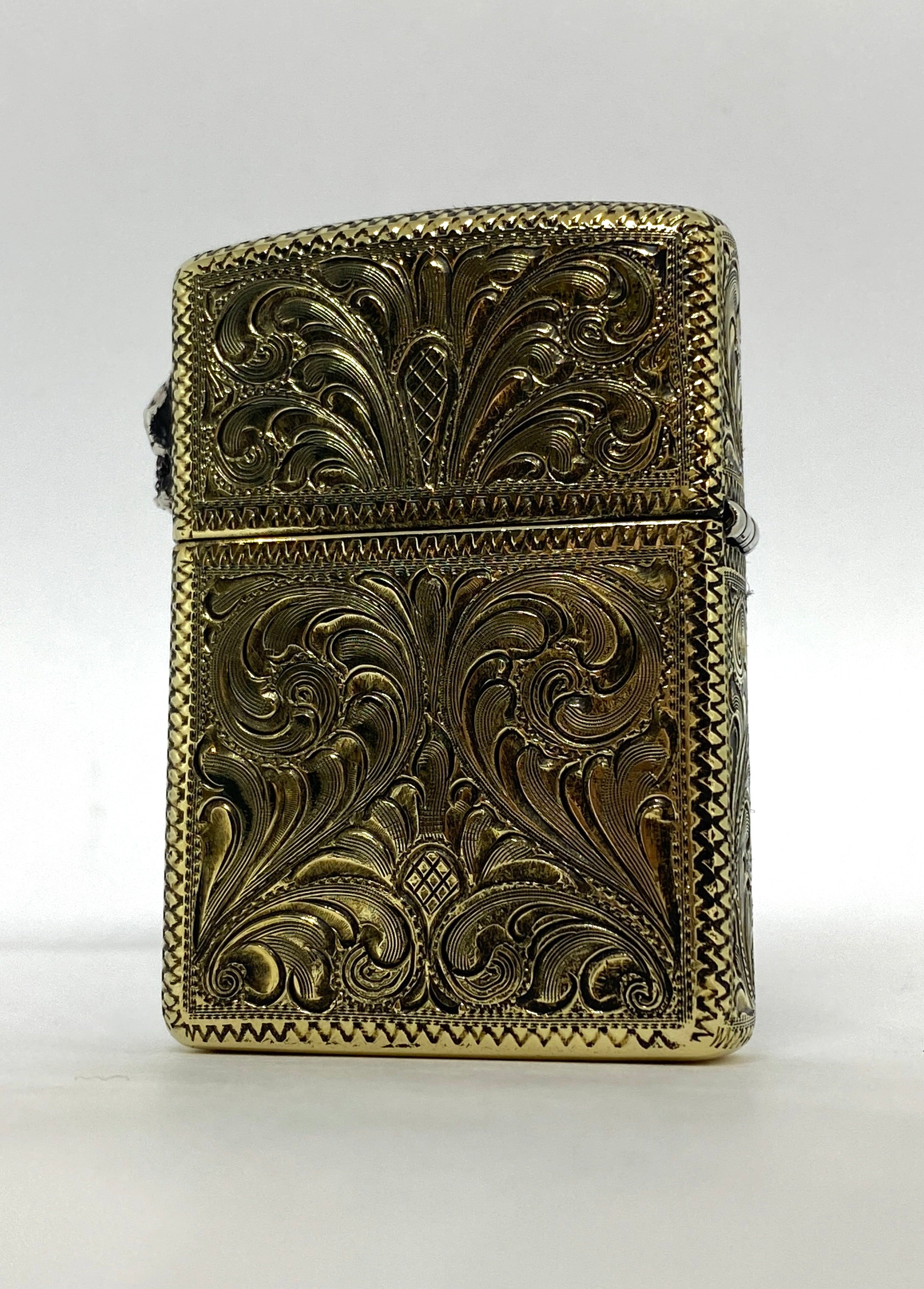 Silver-King-Zippo-Brass-Armor-Lighter-Fully-Engraved-with-Sterling-Silver-Skull-Made-in-USA