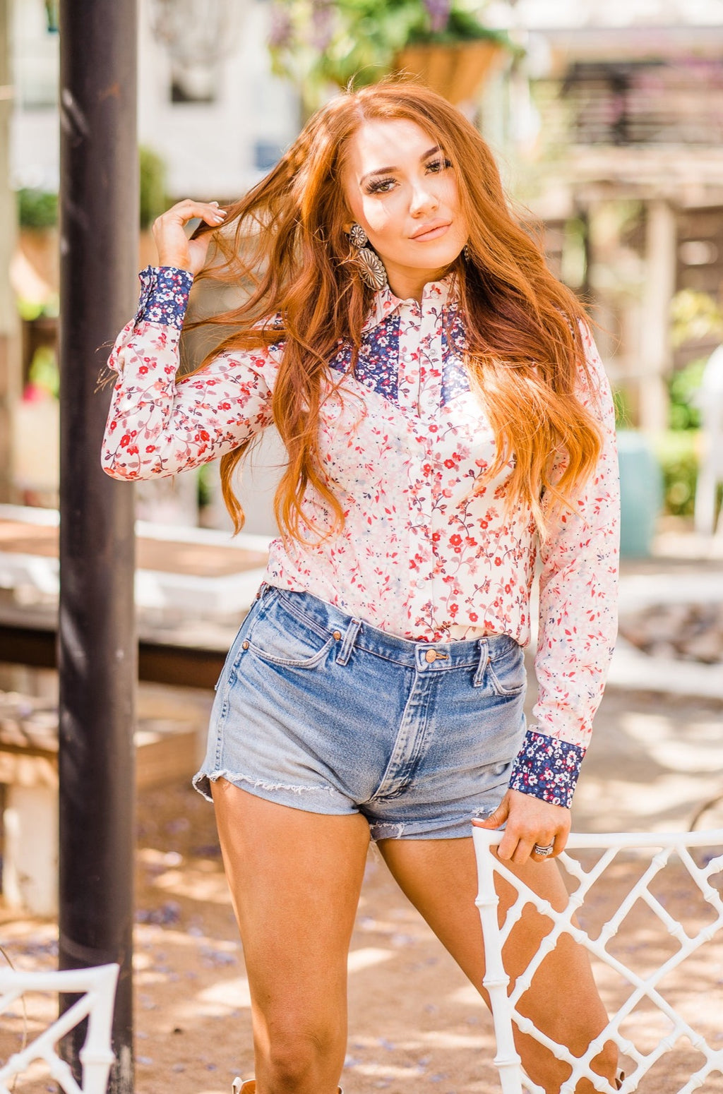 Western Vintage Floral Print Blouse with Pearl Snaps (Medium Only)